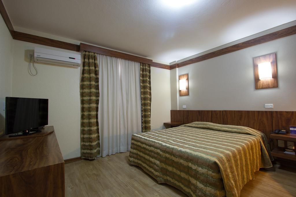 Hotel Le Canard ラジェス エクステリア 写真