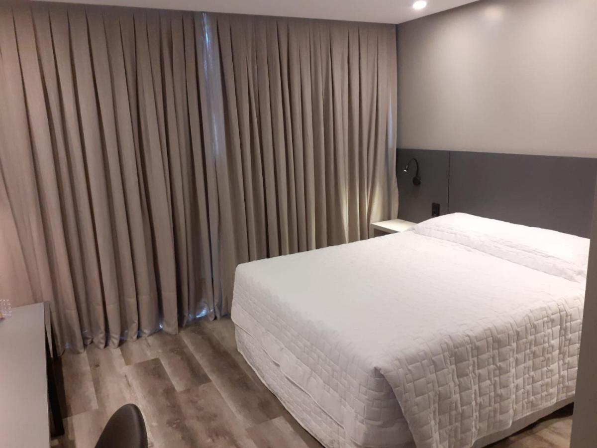 Hotel Le Canard ラジェス エクステリア 写真