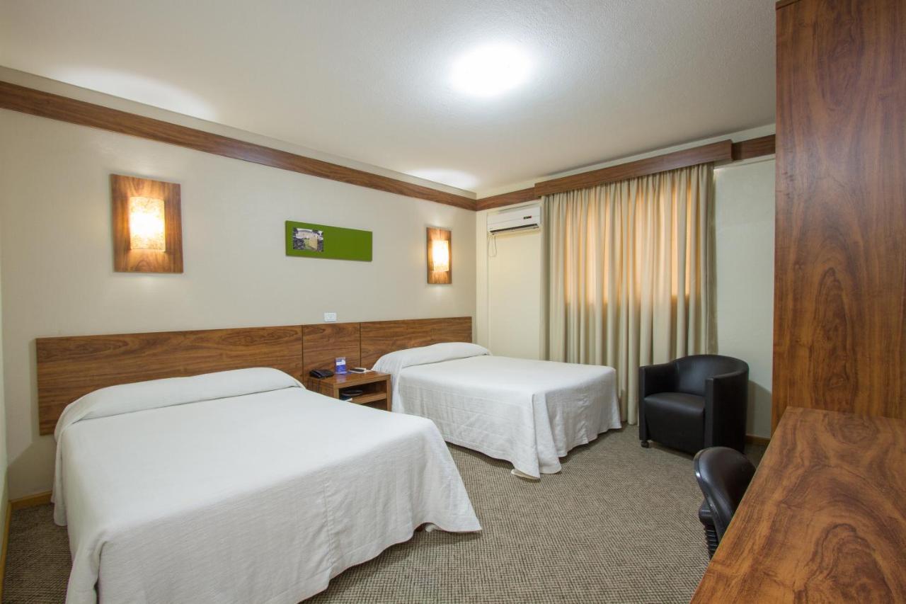 Hotel Le Canard ラジェス エクステリア 写真