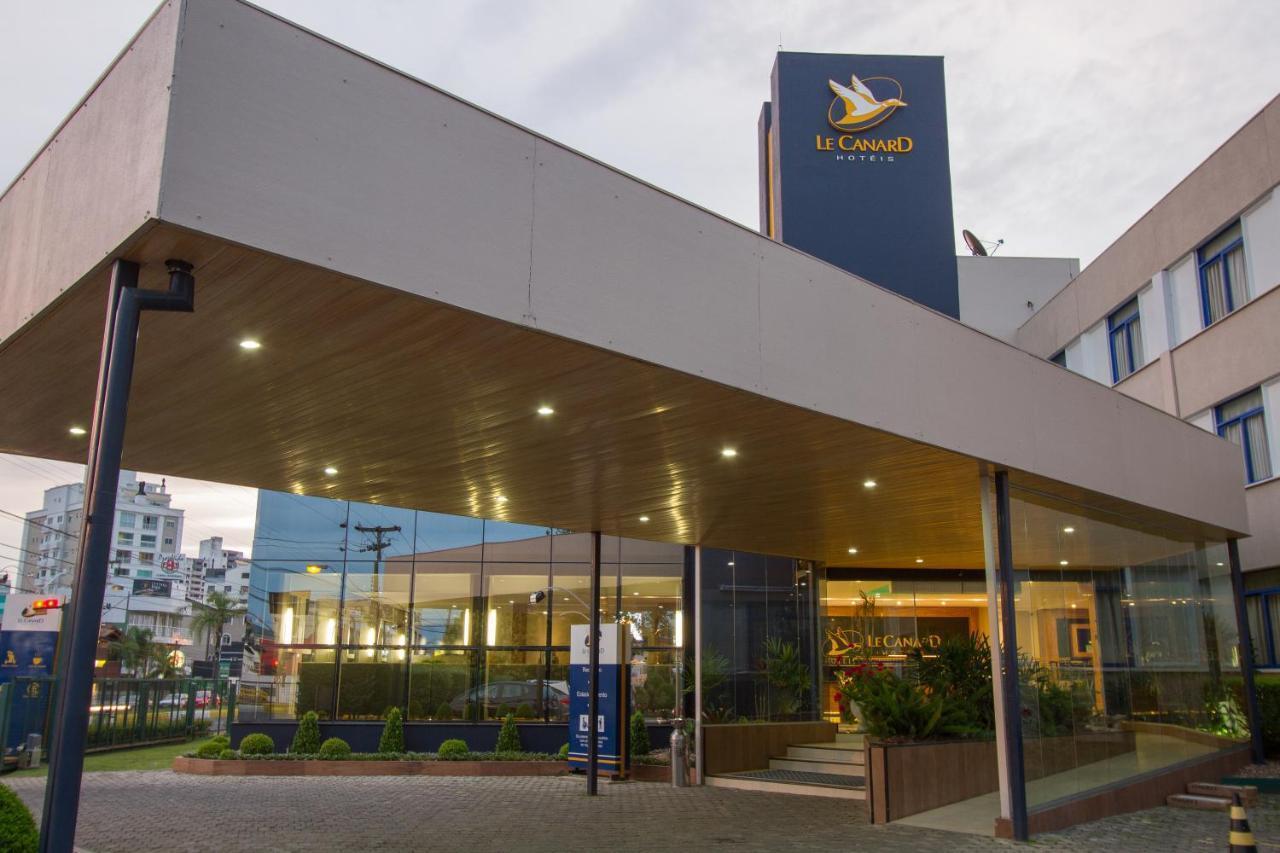 Hotel Le Canard ラジェス エクステリア 写真