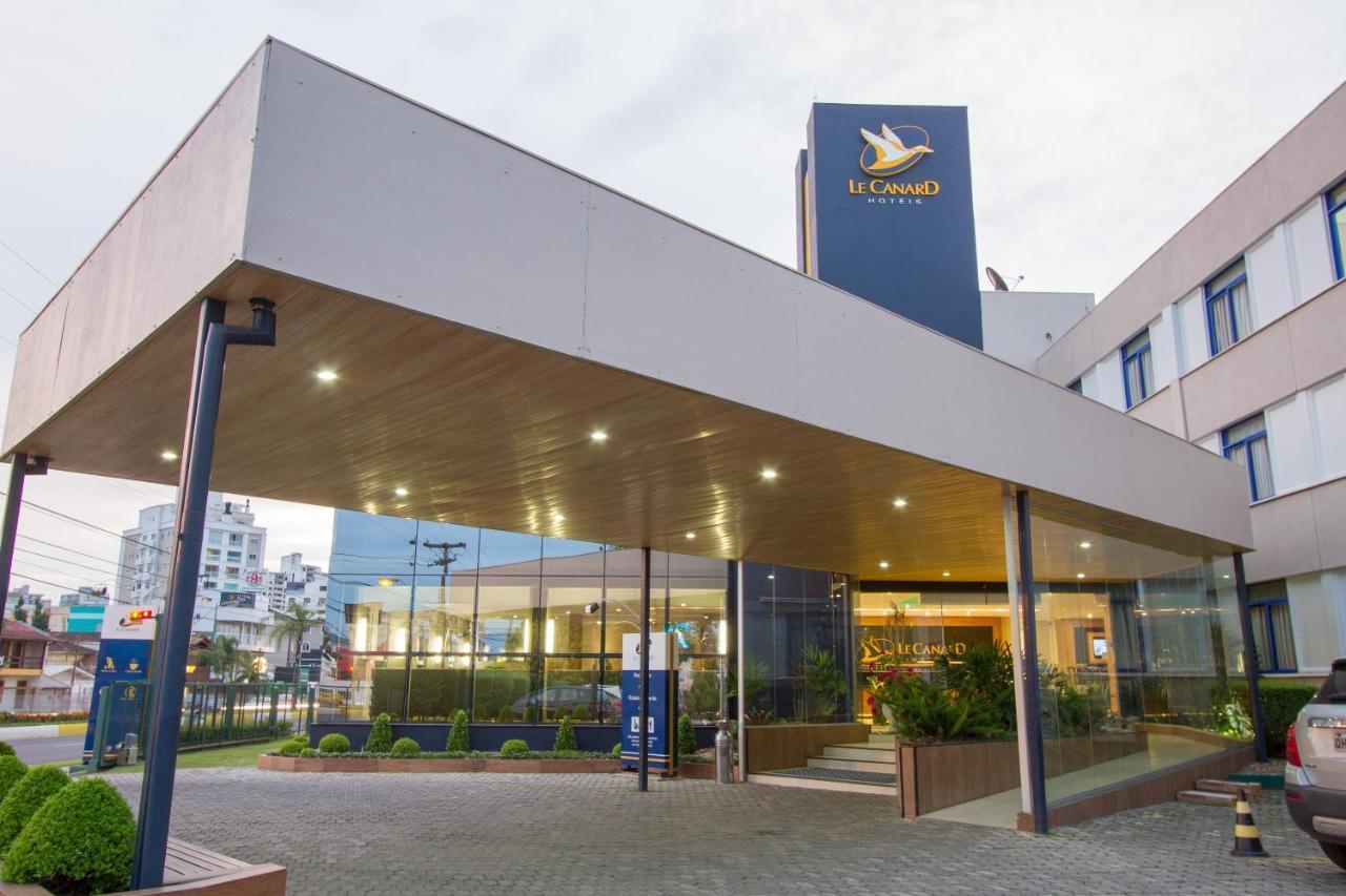 Hotel Le Canard ラジェス エクステリア 写真