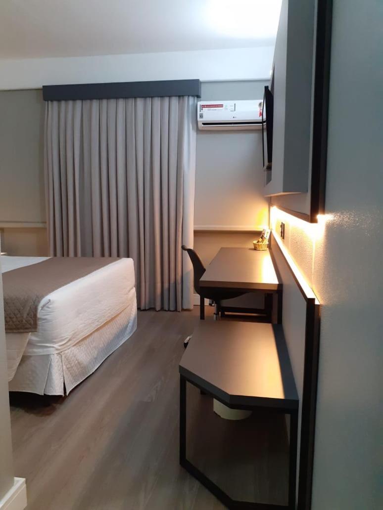 Hotel Le Canard ラジェス エクステリア 写真